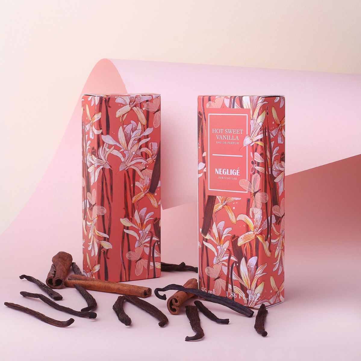 عطر ادکلن هات سوییت وانیلا نگلیژه پرفیوم لب - Hot Sweet Vanilla Negligé Perfume Lab - بررسی، قیمت و خرید