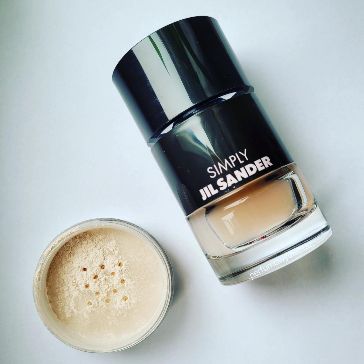 عطر ادکلن سیمپلی جیل ساندر پودره جیل سندر - Simply Jil Sander Poudrée Jil Sander - بررسی، قیمت و خرید