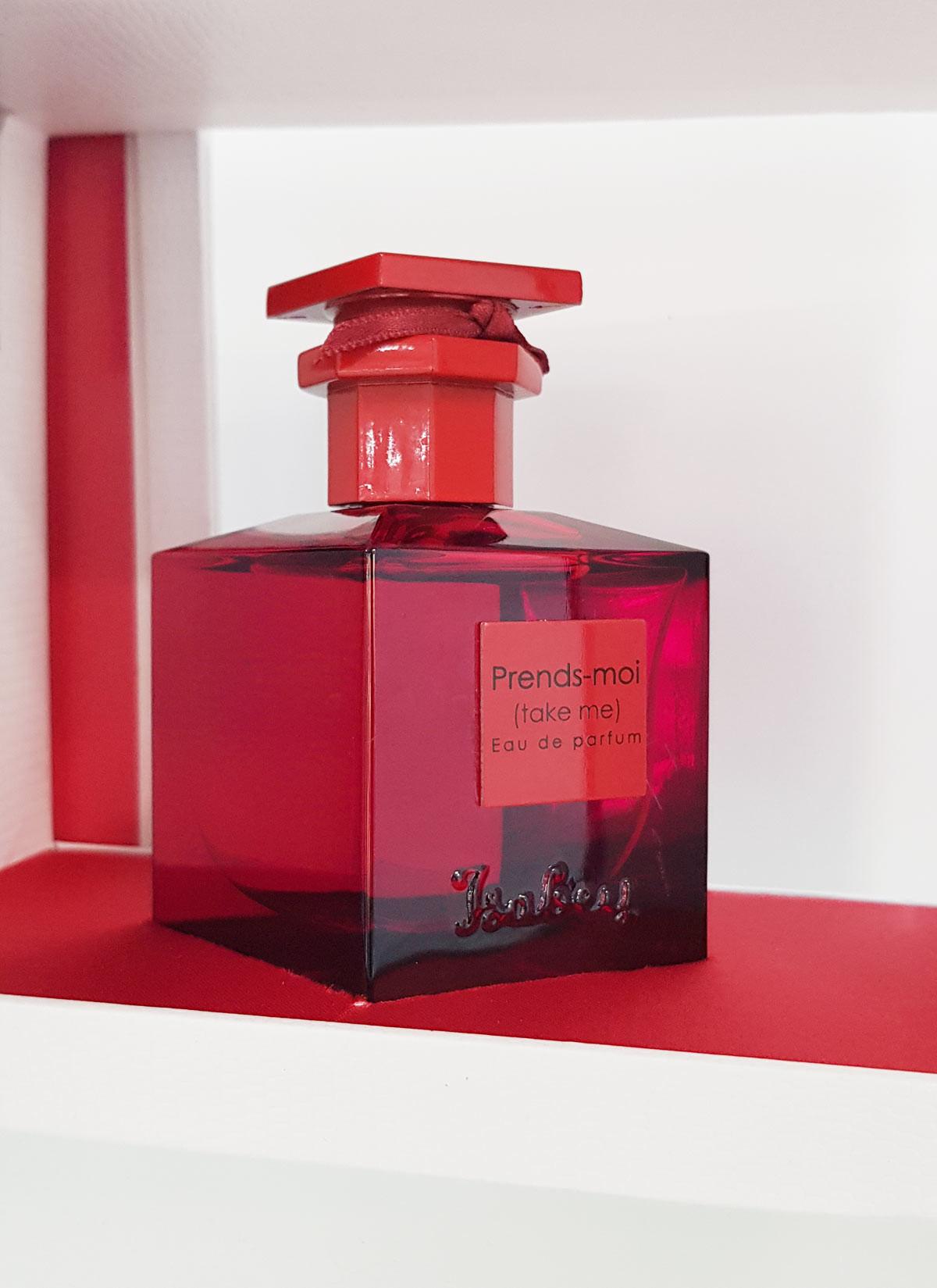 عطر ادکلن پرن موی ایزابه - Prends-Moi (Take Me) Isabey - بررسی، قیمت و خرید