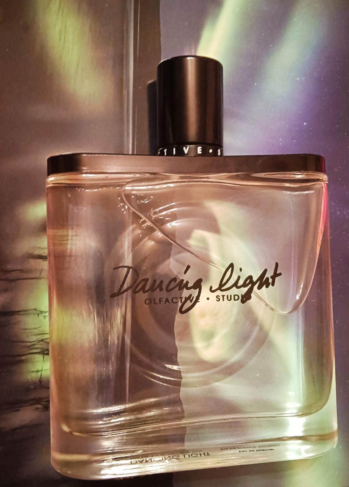 عطر ادکلن دنسینگ لایت الفکتیو استودیو - Dancing Light Olfactive Studio - بررسی، قیمت و خرید