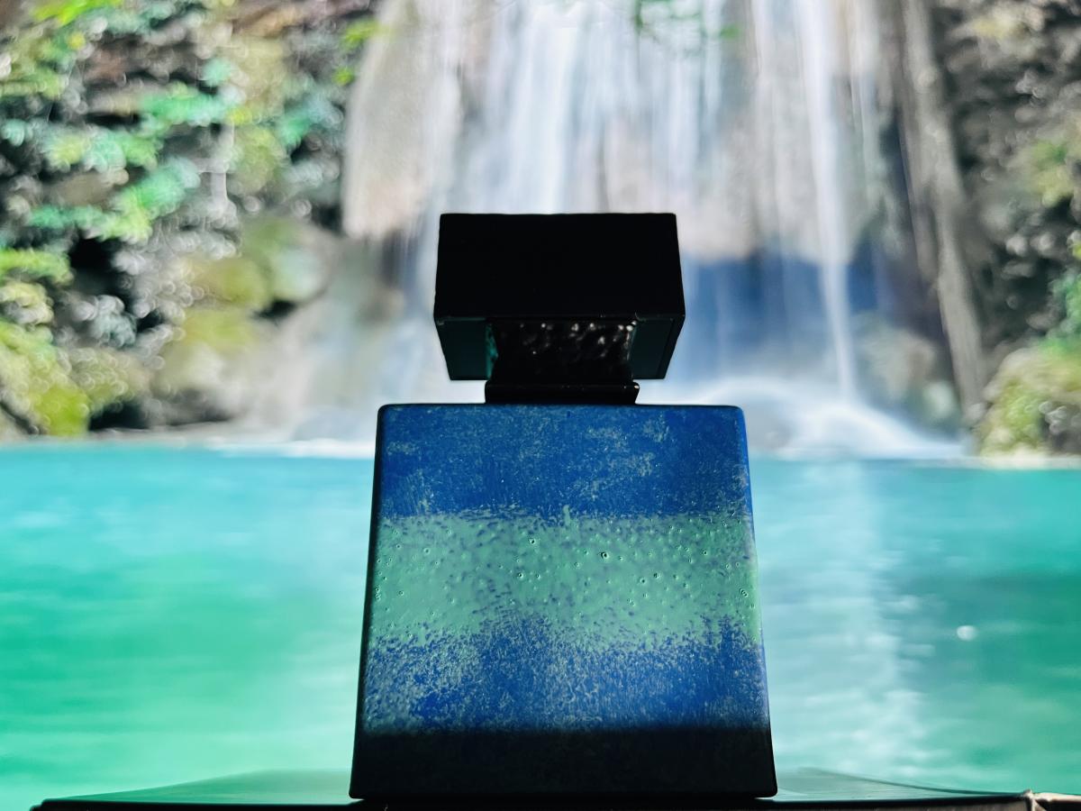 عطر ادکلن ایدن فالز میکالف - EdenFalls M. Micallef - بررسی، قیمت و خرید