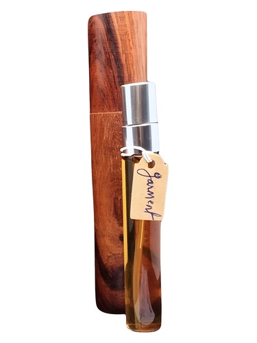 عطر ادکلن کامپوچیا آف مابرا ما‌برا پَرفیومز - Kampuchea of MABRA MABRA PARFUMS - بررسی، قیمت و خرید