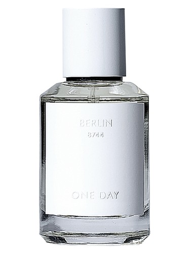 عطر ادکلن برلین وان دی - Berlin One Day - بررسی، قیمت و خرید