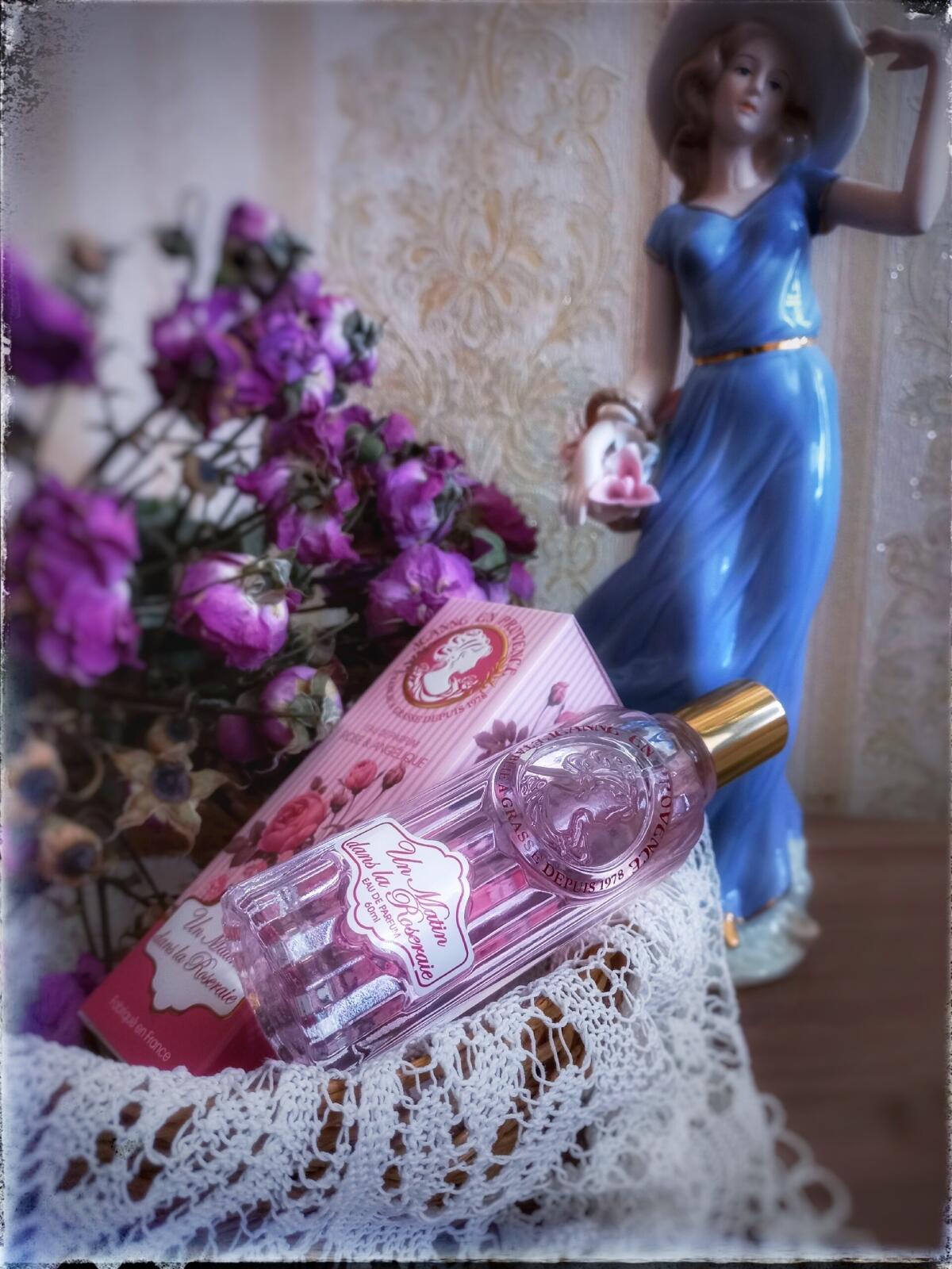 عطر ادکلن آن ماتین دان لا روزری ژان ان پرووانس - Un Matin Dans La Roseraie Jeanne en Provence - بررسی، قیمت و خرید