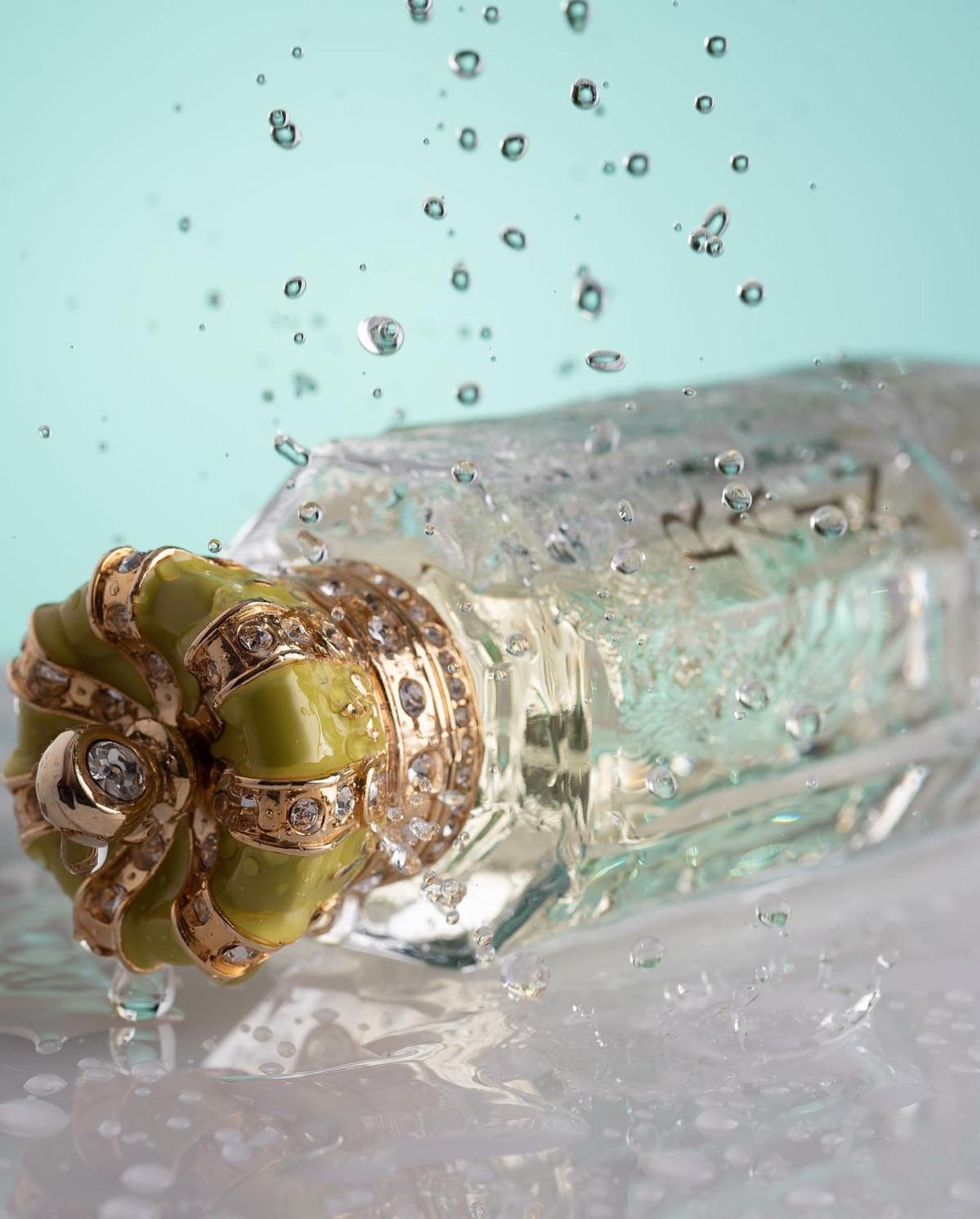 عطر ادکلن رِین رویال کراون - Rain Royal Crown - بررسی، قیمت و خرید