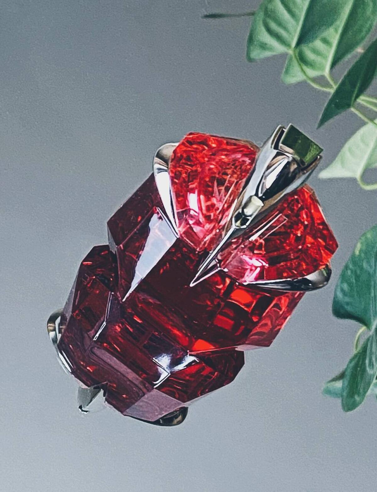 عطر ادکلن یایلییِن فیوژن ماگلر - Alien Fusion Mugler - بررسی، قیمت و خرید