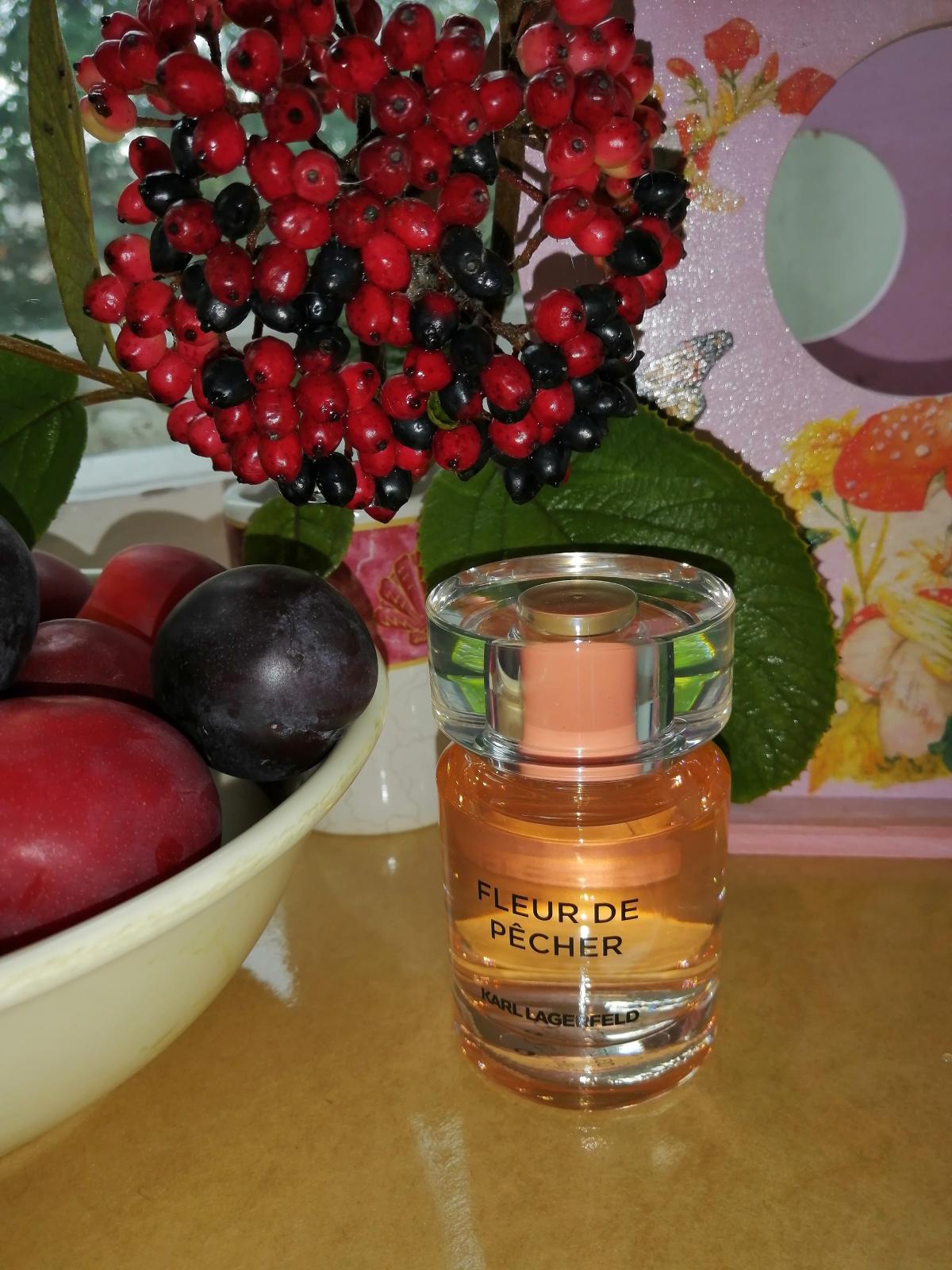 عطر ادکلن فلور دو پشر کارل لاگرفلد - Fleur de Pecher Karl Lagerfeld - بررسی، قیمت و خرید