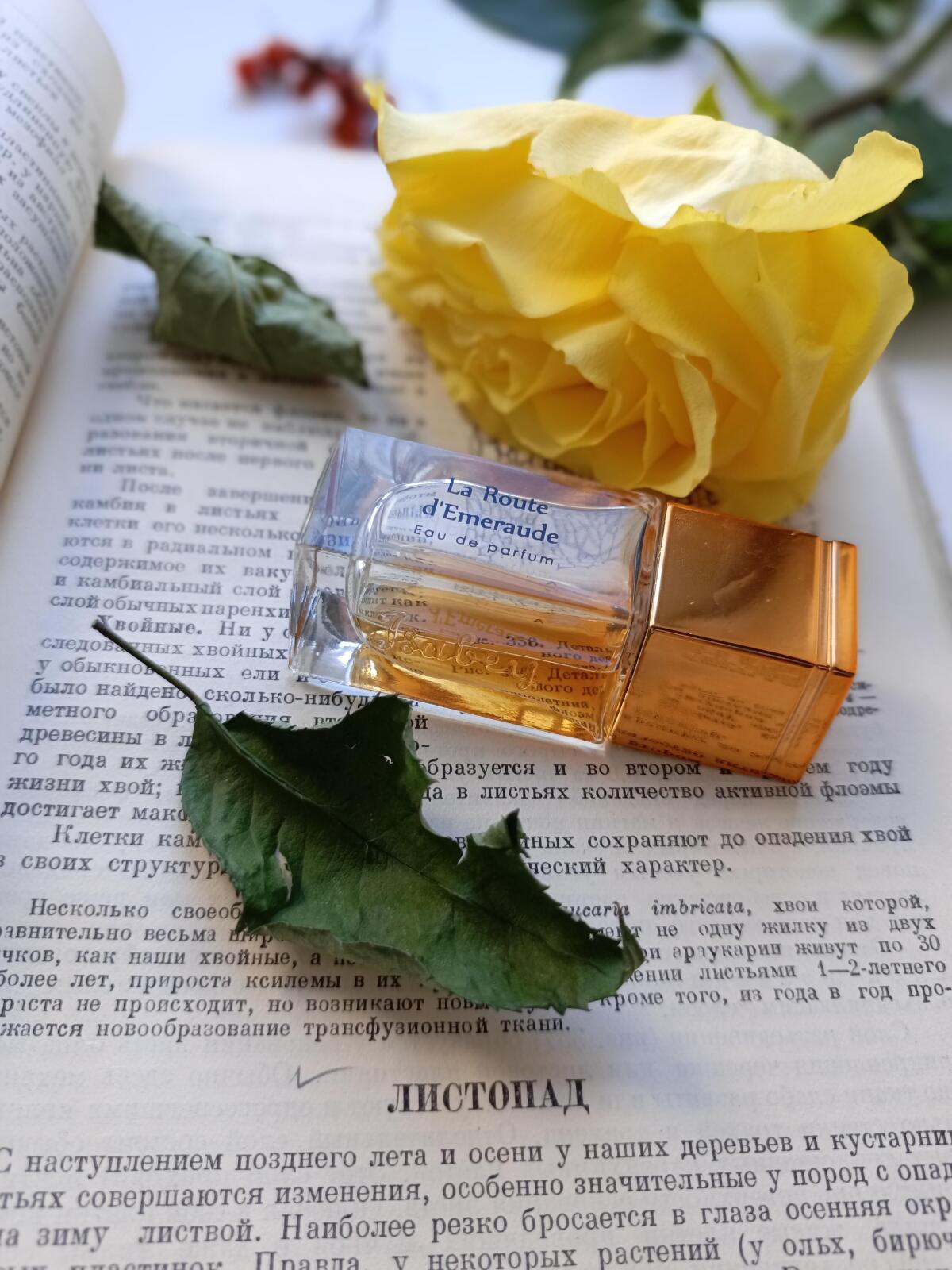 عطر ادکلن ایزابی لا روت د امرو ایسابی - Isabey La Route d'Emeraude Isabey - بررسی، قیمت و خرید