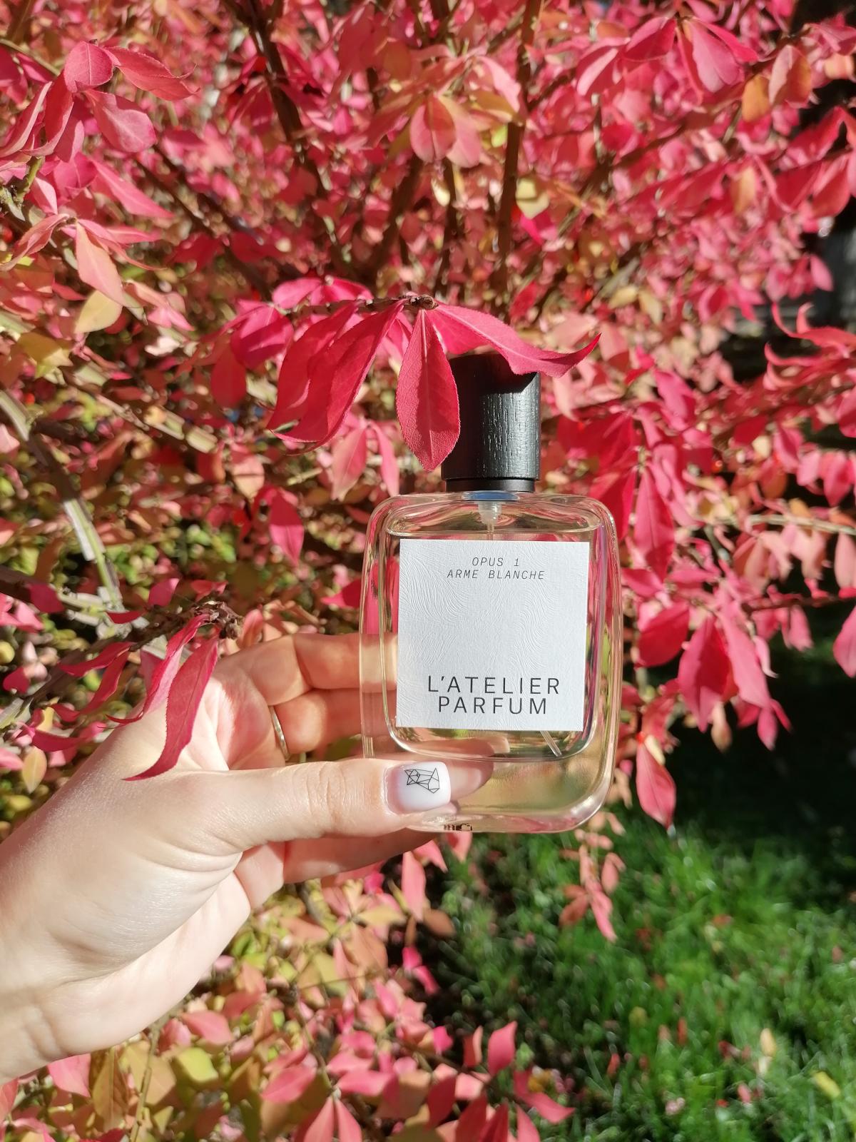 عطر ادکلن آرم بلانش لَتِلیر پرفیوم - Arme Blanche L'Atelier Parfum - بررسی، قیمت و خرید