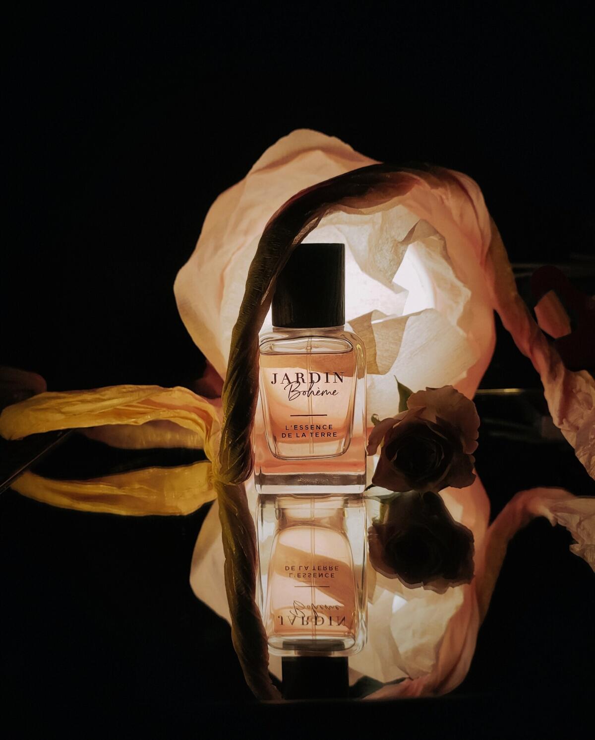 عطر ادکلن لِسانس دِ لا تِر ژردن بوهم - L'Essence de la Terre Jardin Bohème - بررسی، قیمت و خرید