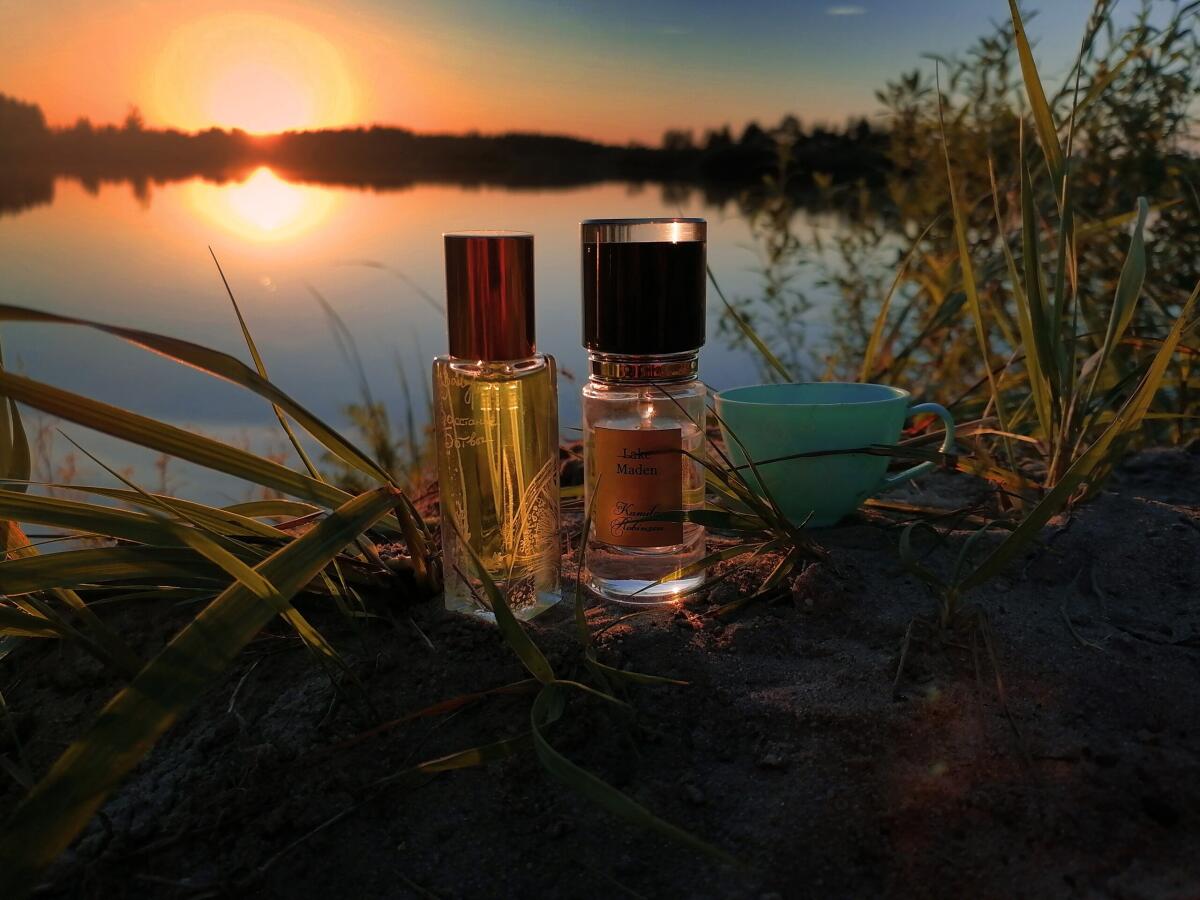 عطر ادکلن لیک مادِن کاملا رابینسون - Lake Maden (Дева Озера) Kamila Robinson - بررسی، قیمت و خرید