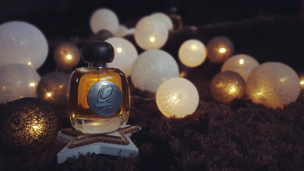 عطر ادکلن وایت مادرا امنیا پرفیومی - White Madera Omnia Profumi - بررسی، قیمت و خرید