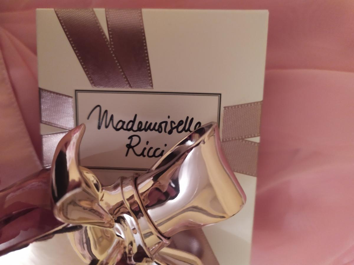 عطر ادکلن مادموازل ریکی نینا ریچی - Mademoiselle Ricci Nina Ricci - بررسی، قیمت و خرید