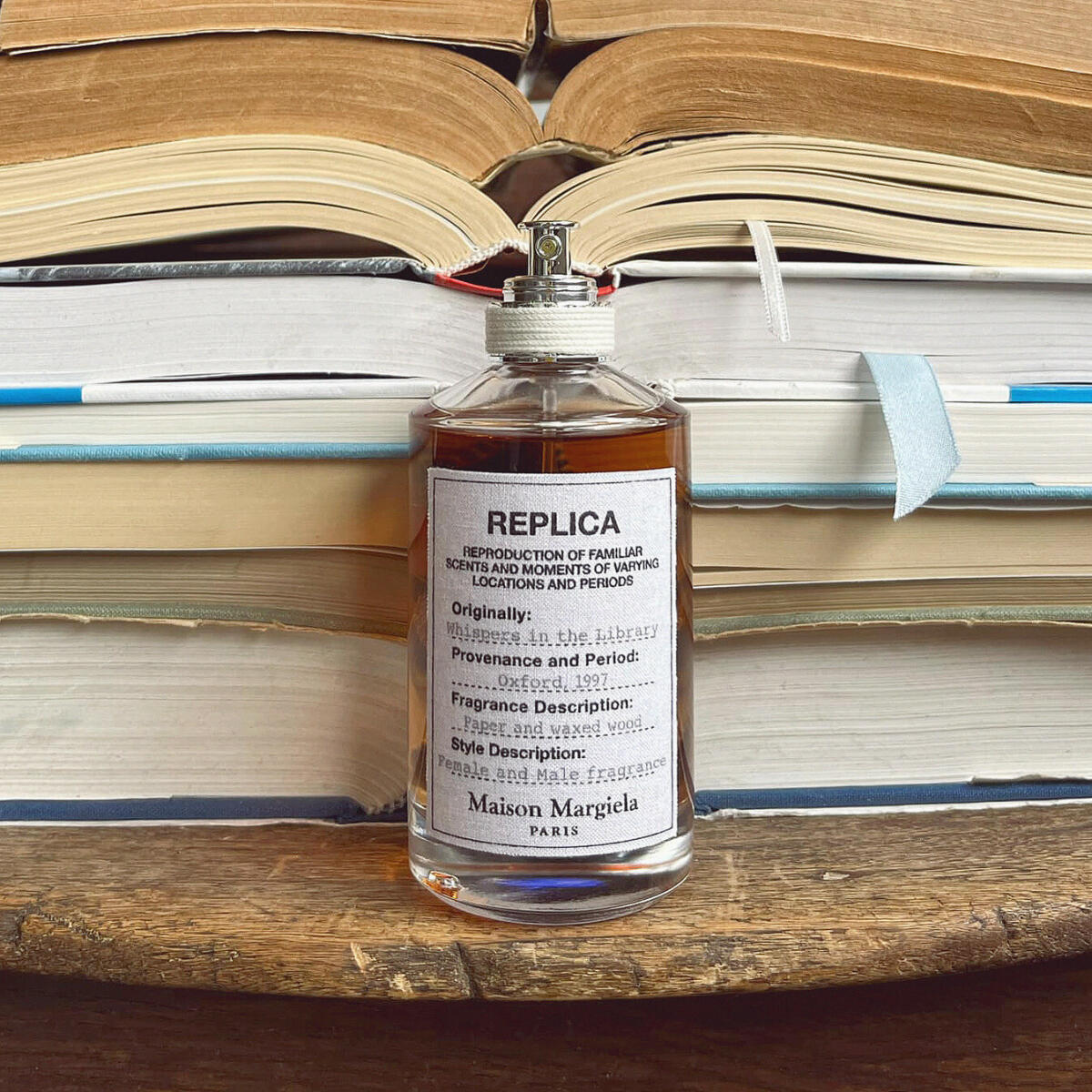 عطر ادکلن ویسپِرز این دِ لایبرِری مِیزون مارتین مارجلا - Whispers in the Library Maison Martin Margiela - بررسی، قیمت و خرید