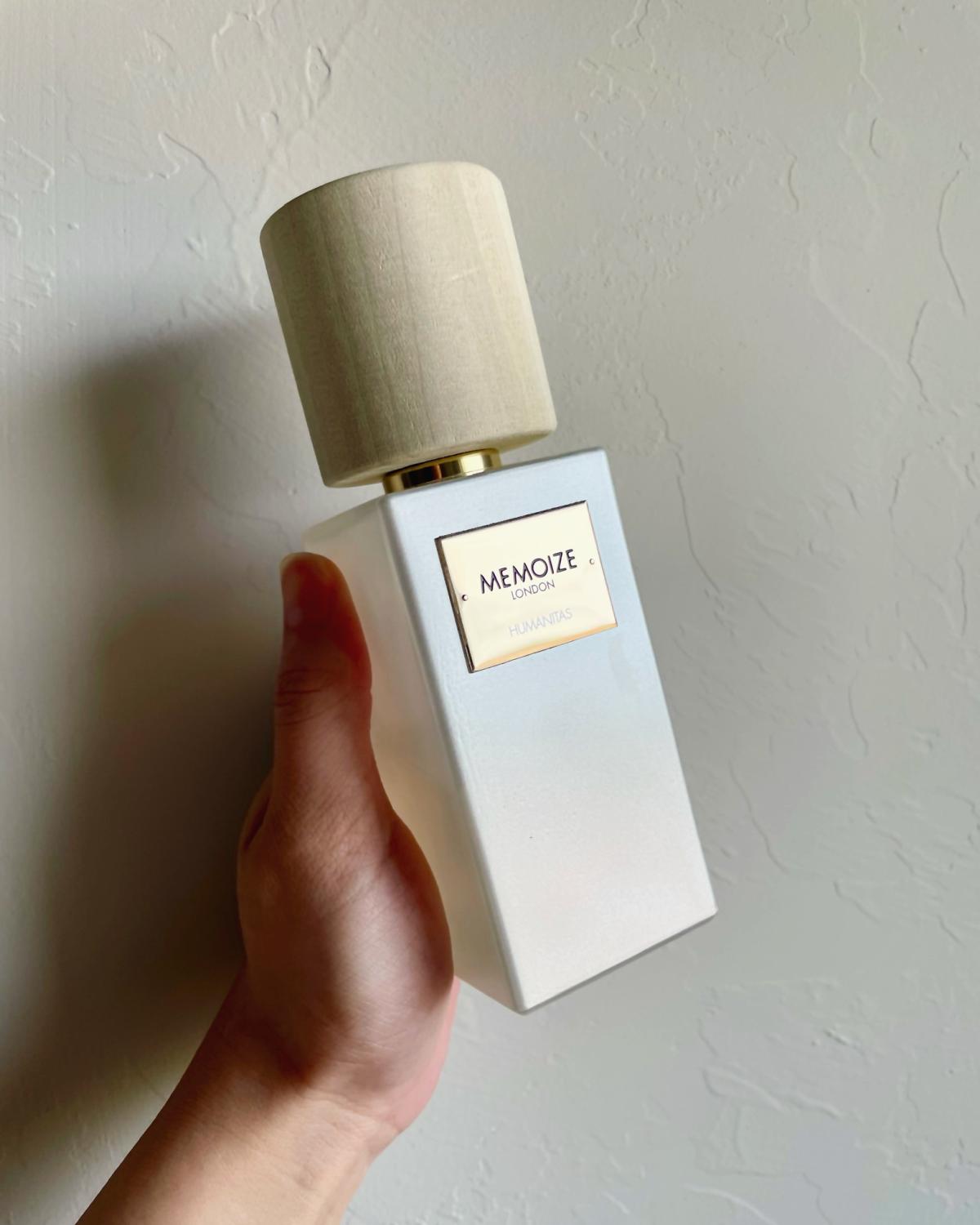 عطر ادکلن یومَنیتَس مموایز لاندن - Humanitas Memoize London - بررسی، قیمت و خرید