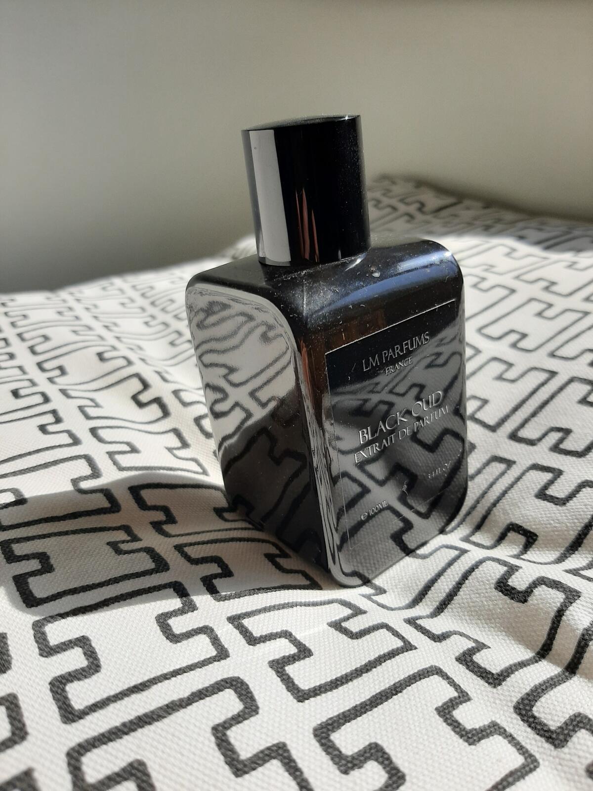 عطر ادکلن بلک عود لوران مازون پارفوم - Black Oud Laurent Mazzone Parfums - بررسی، قیمت و خرید