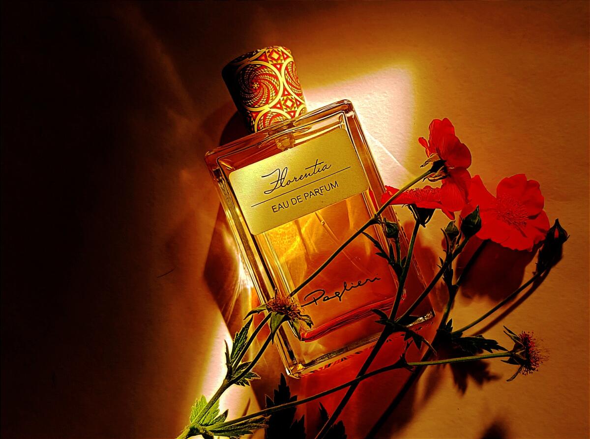 عطر ادکلن فلورنتیا پاگلری - Florentia Paglieri - بررسی، قیمت و خرید