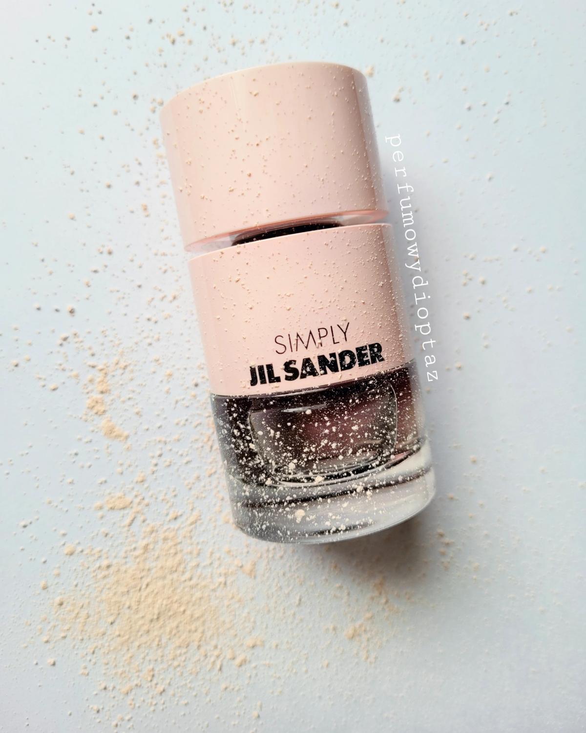 عطر ادکلن سیمپلی جیل ساندر پودره اینتنس جیلی ساندر - Simply Jil Sander Poudrée Intense Jil Sander - بررسی، قیمت و خرید