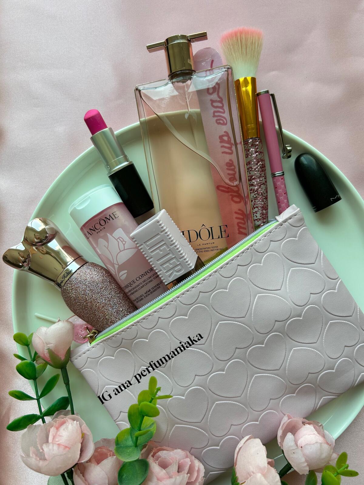 عطر ادکلن رز راش پاریس هیلتون - Rosé Rush Paris Hilton - بررسی، قیمت و خرید