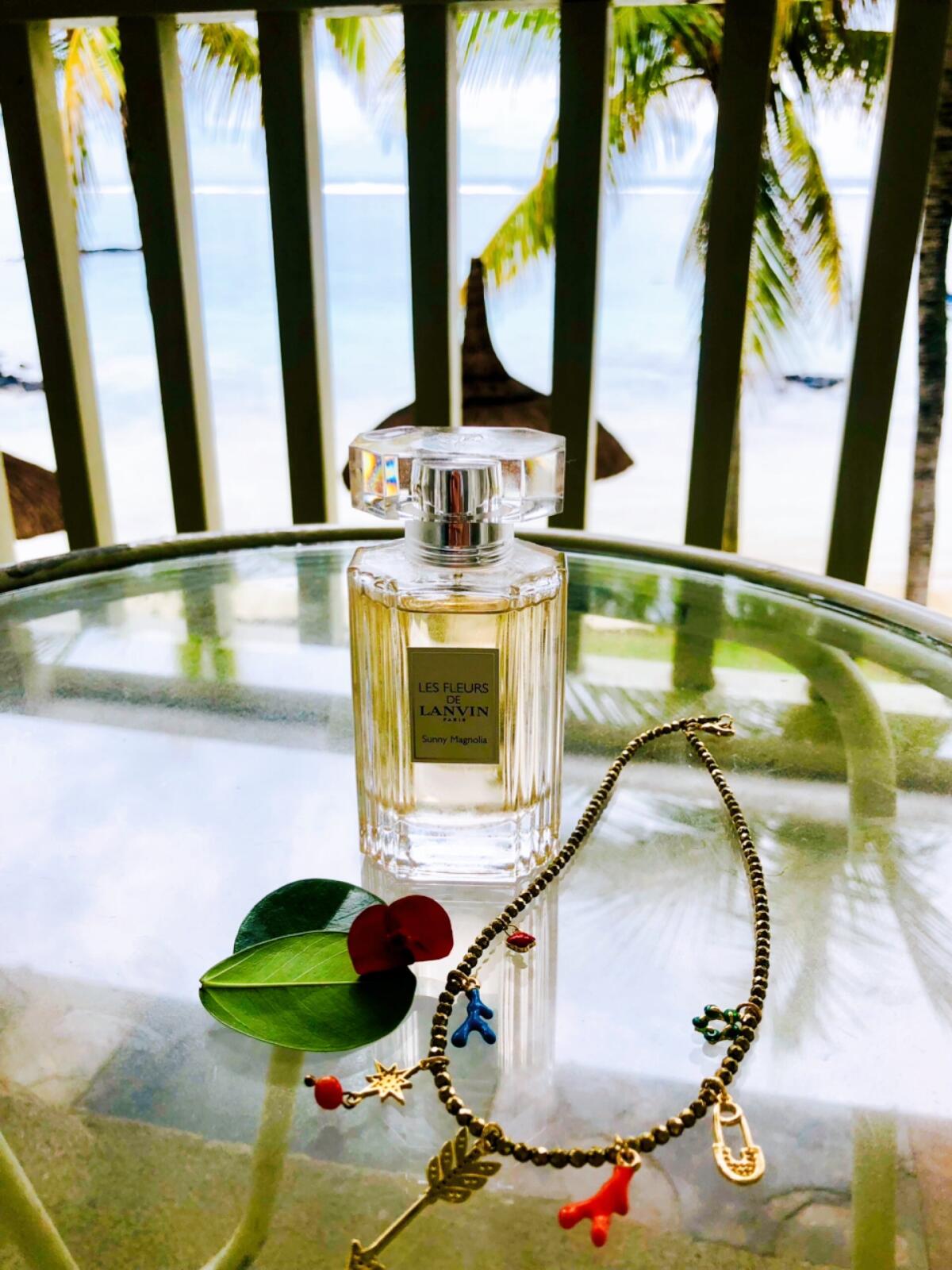 عطر ادکلن سنی مگنولیا لنوین - Sunny Magnolia Lanvin - بررسی، قیمت و خرید
