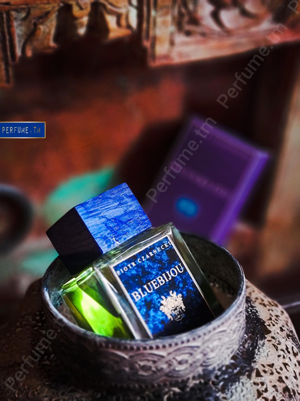 عطر ادکلن بلو بیژو پیوتر چارنکی - Bluebijou Piotr Czarnecki - بررسی، قیمت و خرید