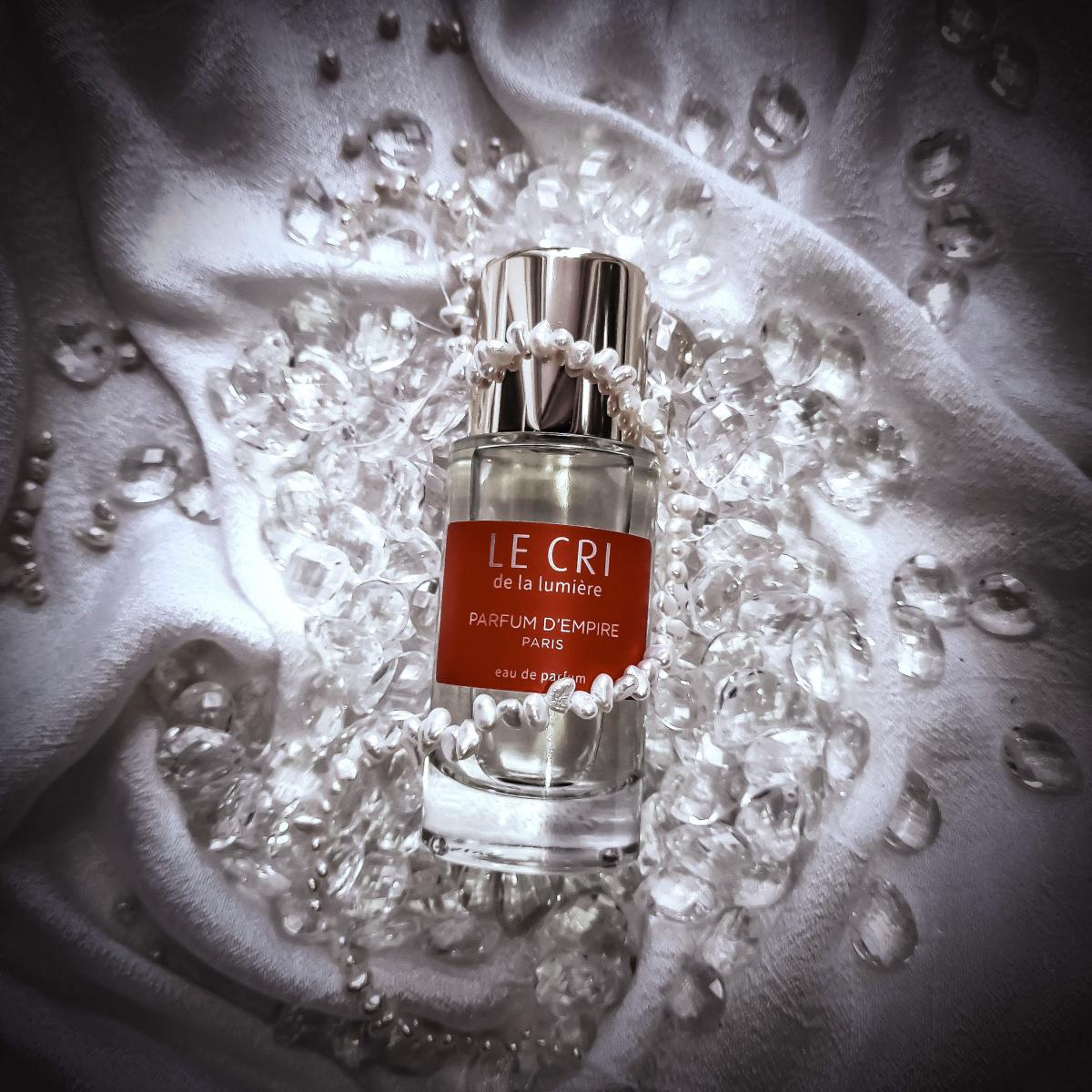 عطر ادکلن له کری د لا لومیر پرفیوم د امپایر - Le Cri de la Lumière Parfum d'Empire - بررسی، قیمت و خرید