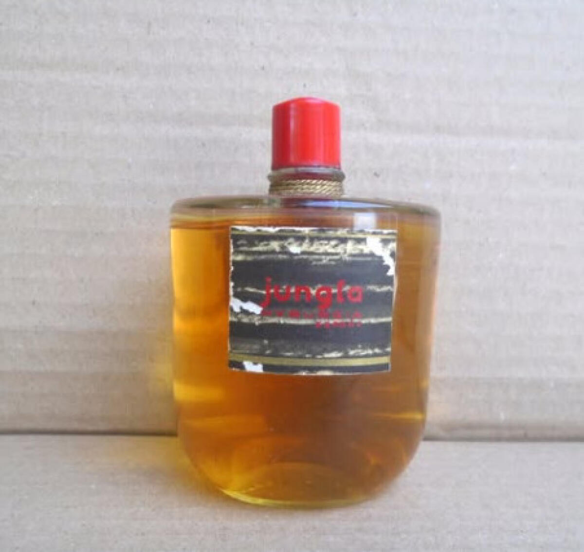 عطر ادکلن جونگلا مایرورجیا - Jungla Myrurgia - بررسی، قیمت و خرید