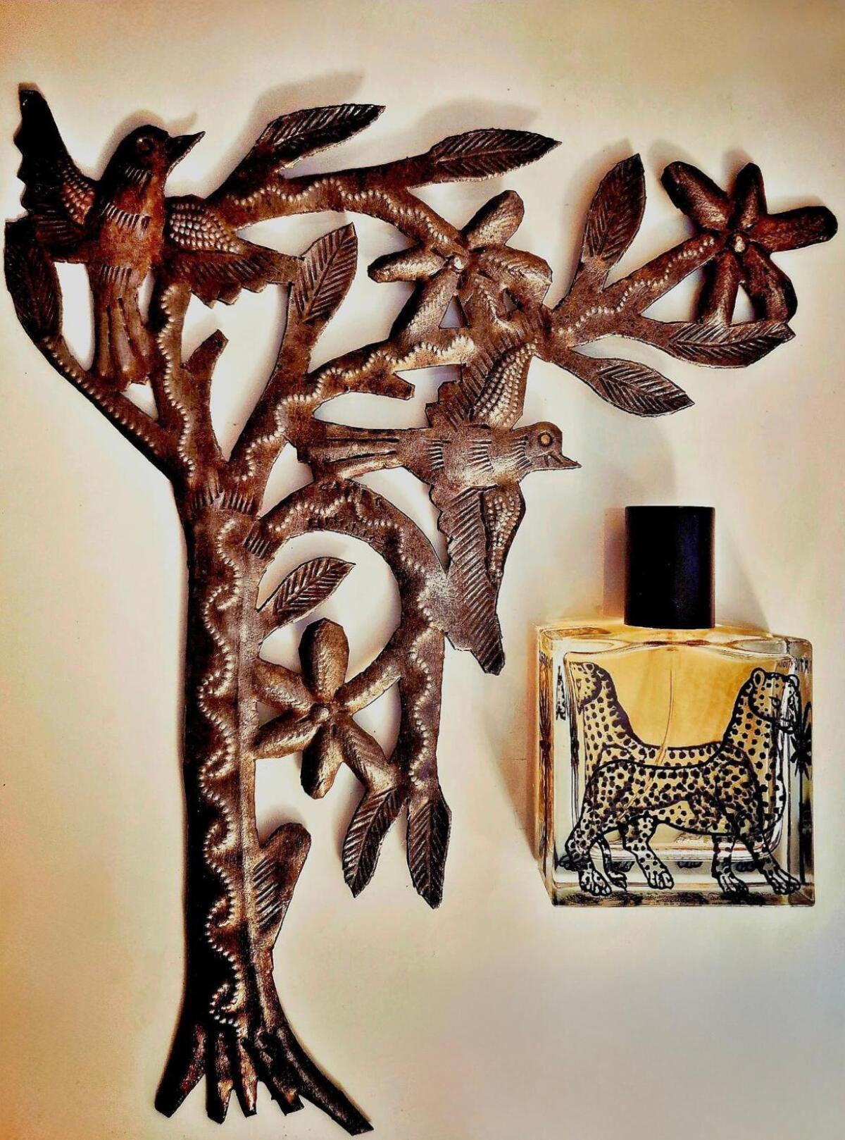 عطر ادکلن آلموند اورتیا سیسیلیا - Almond Ortigia Sicilia - بررسی، قیمت و خرید