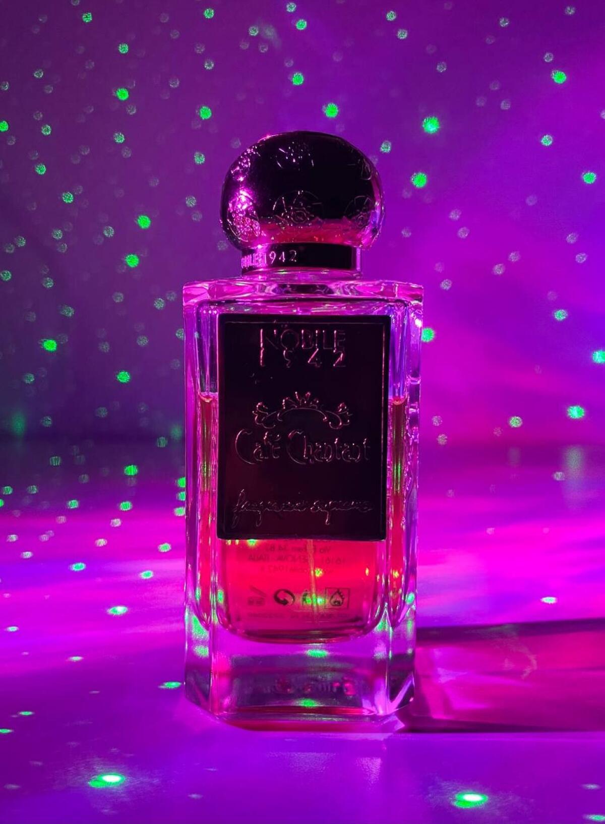 عطر ادکلن کافه شانتاب نوبیل نوزده چهل و دو - Café Chantant Nobile 1942 - بررسی، قیمت و خرید