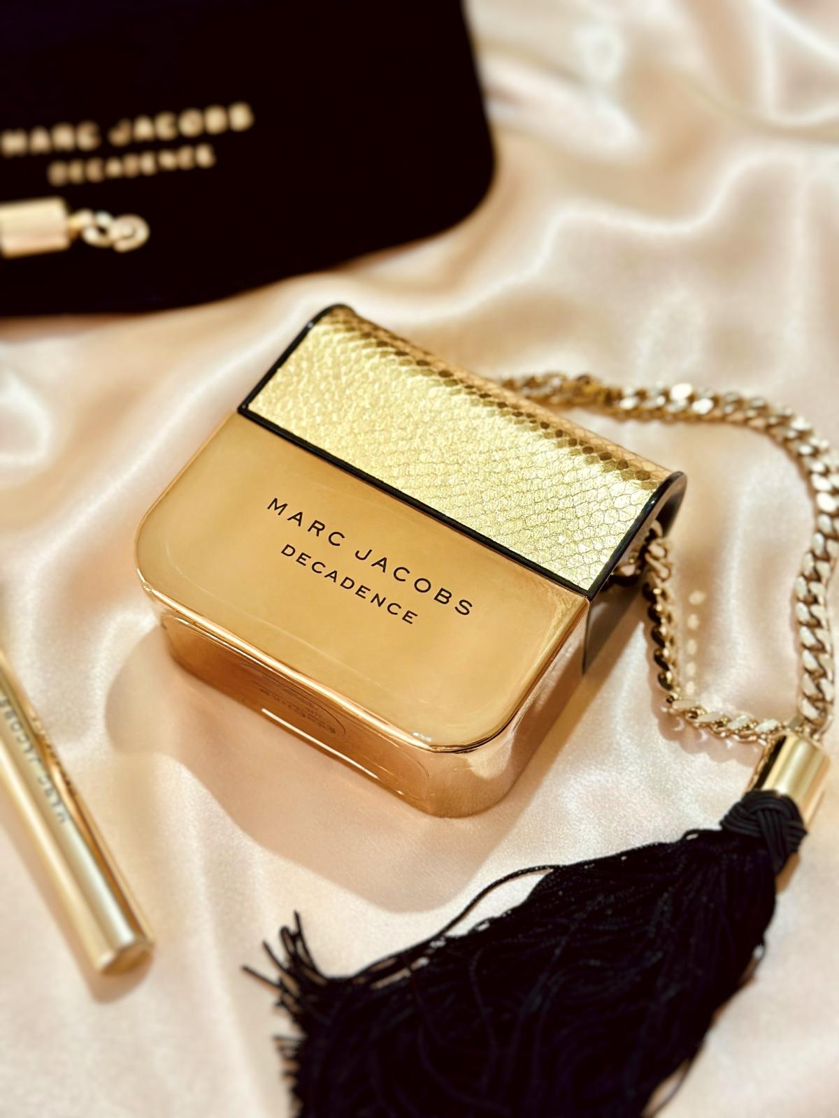 عطر ادکلن دکدنس وان ایت کی ادیشن مارک جیکوبز - Decadence One Eight K Edition Marc Jacobs - بررسی، قیمت و خرید