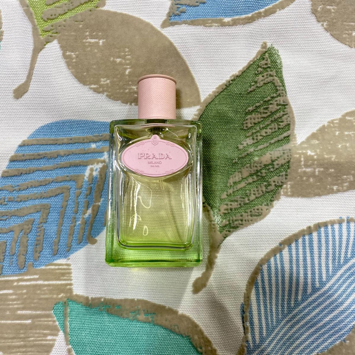 عطر ادکلن اینفیوژن دی آیریس لی او دی آیریس پِرادا - Infusion d'Iris L'Eau d'Iris Prada - بررسی، قیمت و خرید