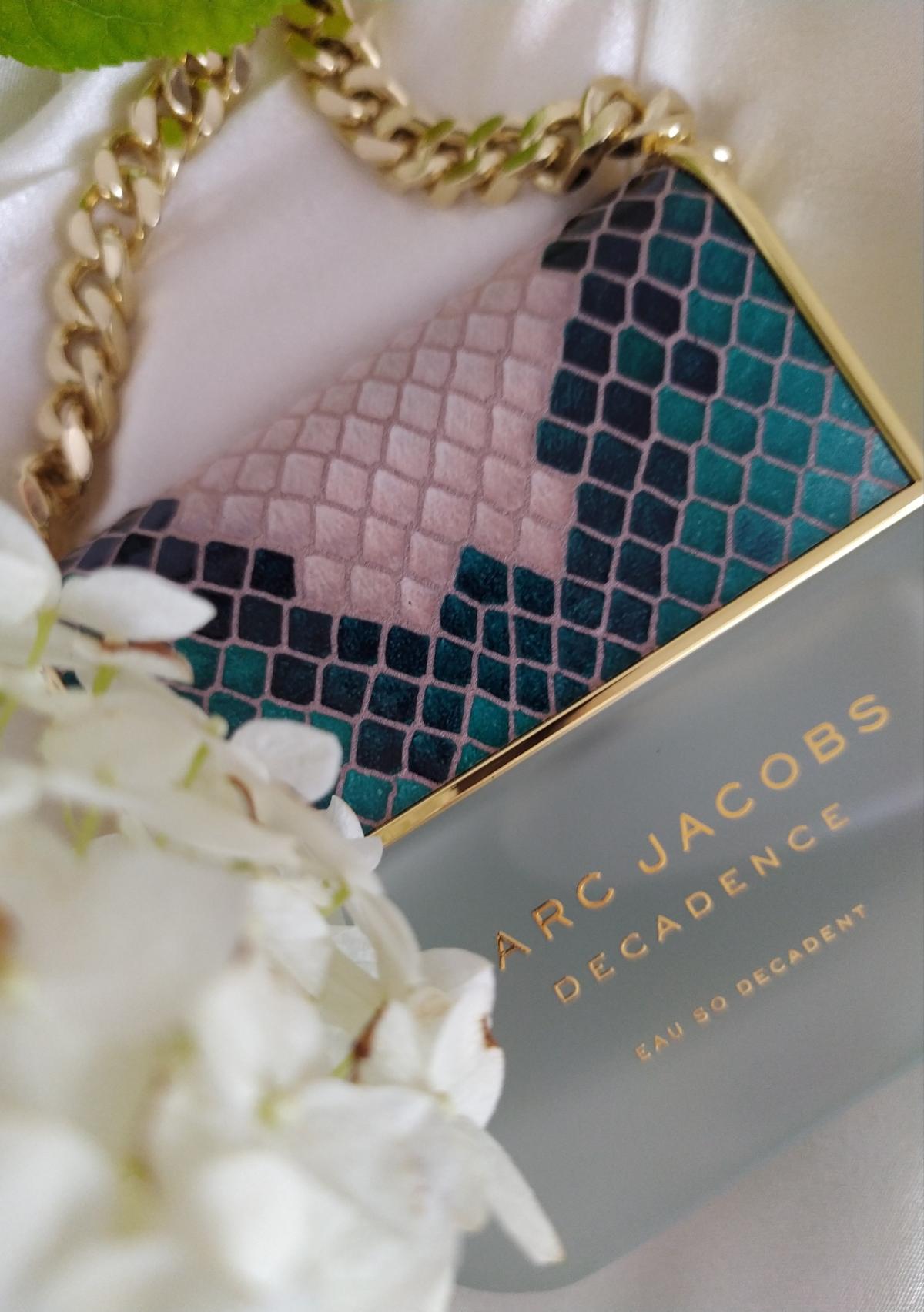 عطر ادکلن دکدنس او سو دکدنت مارک جیکوبز - Decadence Eau So Decadent Marc Jacobs - بررسی، قیمت و خرید
