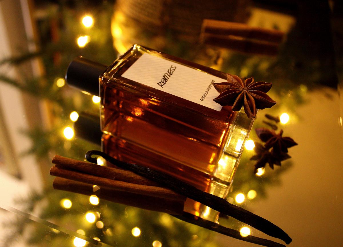 عطر ادکلن رنتلس لَش - Rentless Lush - بررسی، قیمت و خرید