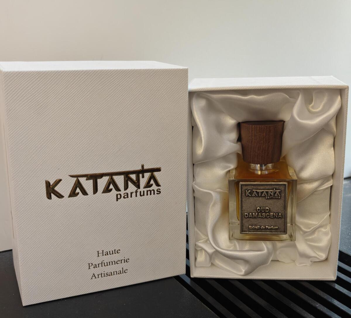 عطر ادکلن عود دمشق کاتانا پرفیوم - Oud Damascena Katana Parfums - بررسی، قیمت و خرید