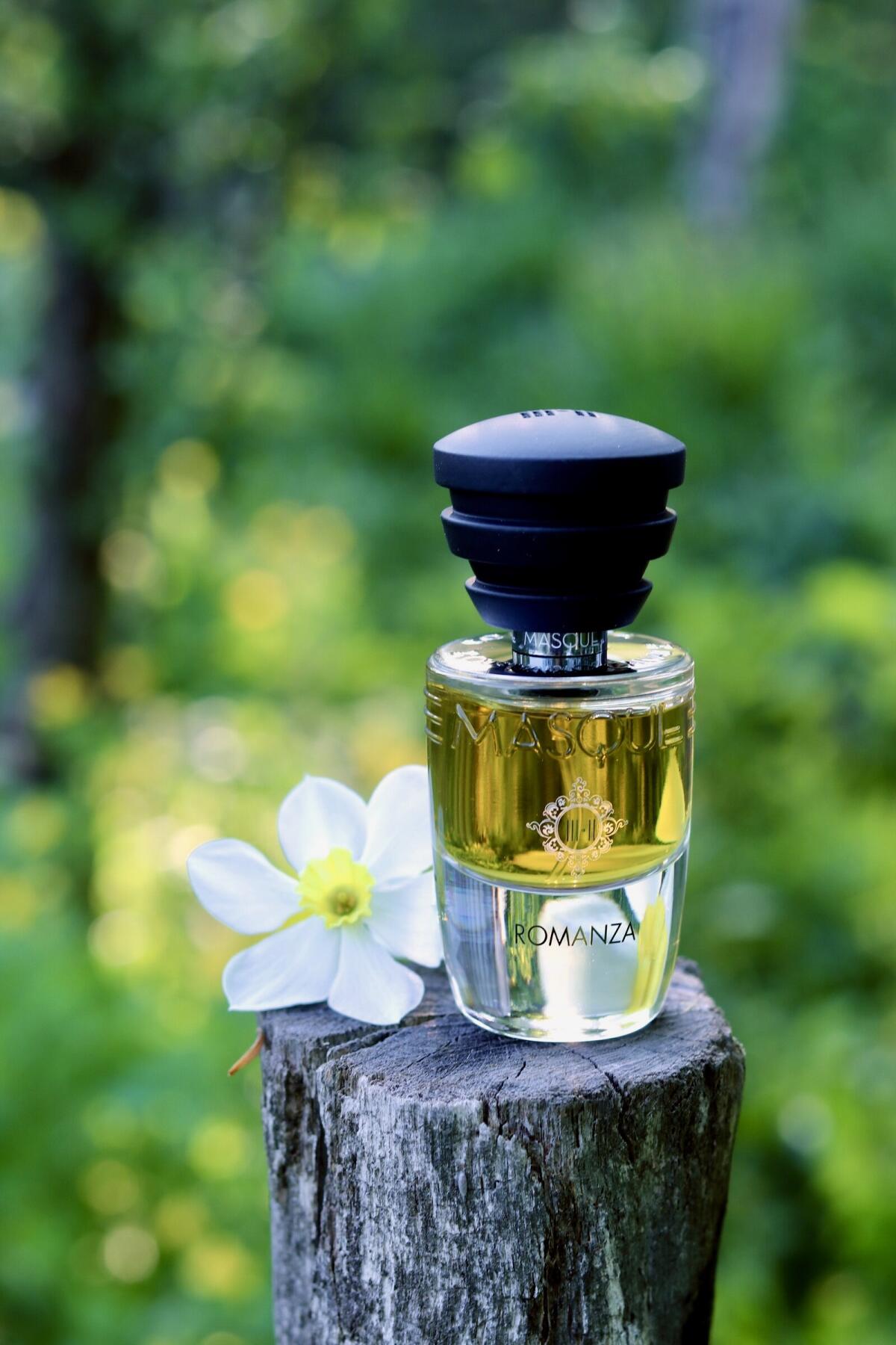 عطر ادکلن رومانزا ماسک میلانو - Romanza Masque Milano - بررسی، قیمت و خرید