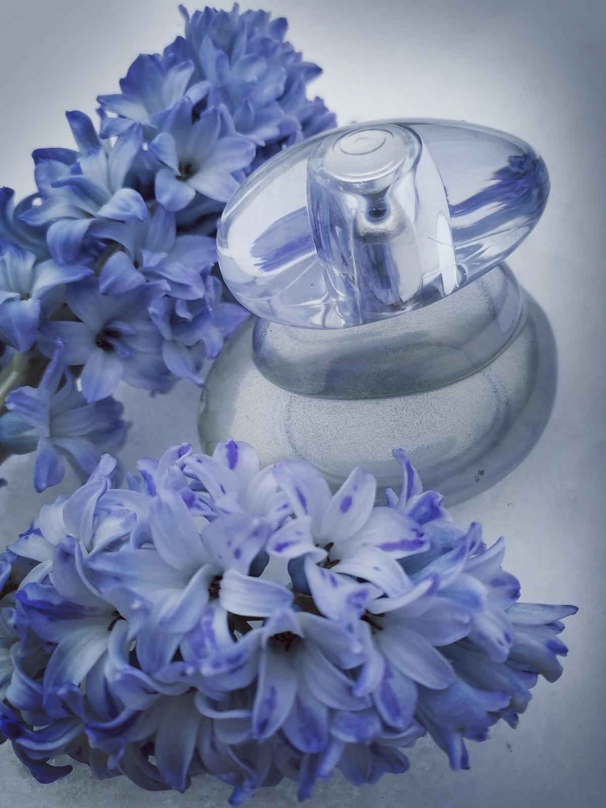 عطر ادکلن الوای وایت مجیک اریفلیم - Elvie White Magic Oriflame - بررسی، قیمت و خرید