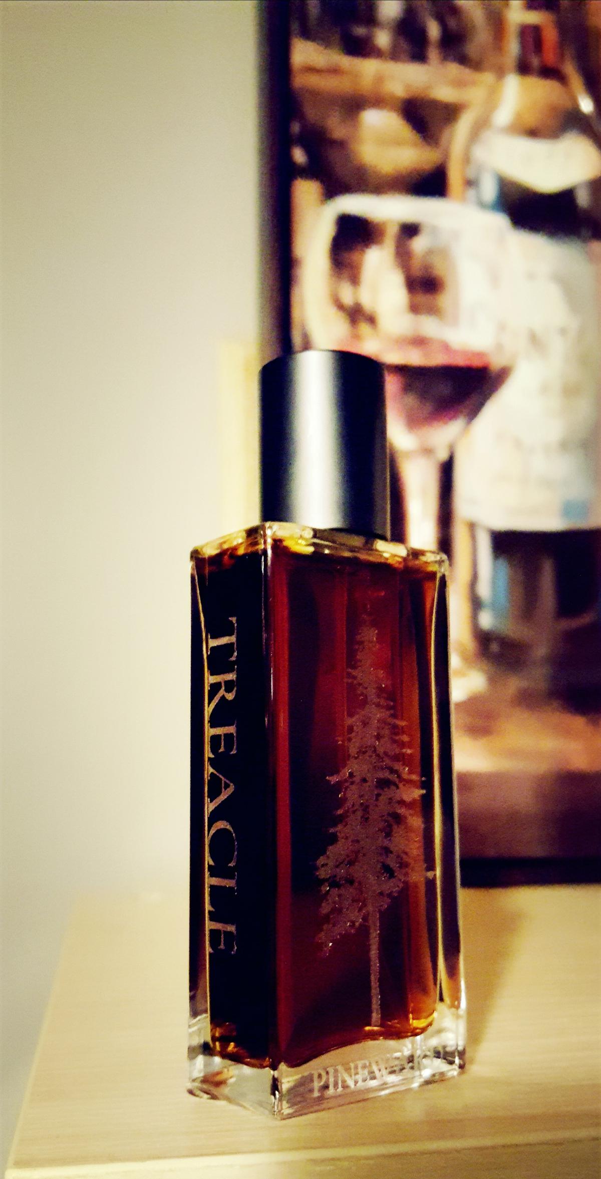 عطر ادکلن ​​تریکل پاین‌وارد پرفیومز - Treacle Pineward Perfumes - بررسی، قیمت و خرید