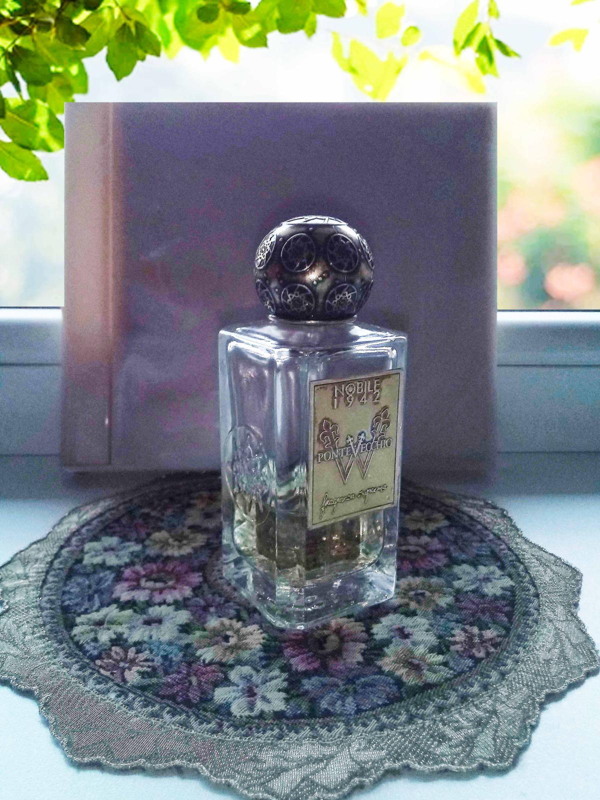 عطر ادکلن پونته‌وکیو دبلیو نوبیل نوزده چهل و دو - Pontevecchio W Nobile 1942 - بررسی، قیمت و خرید