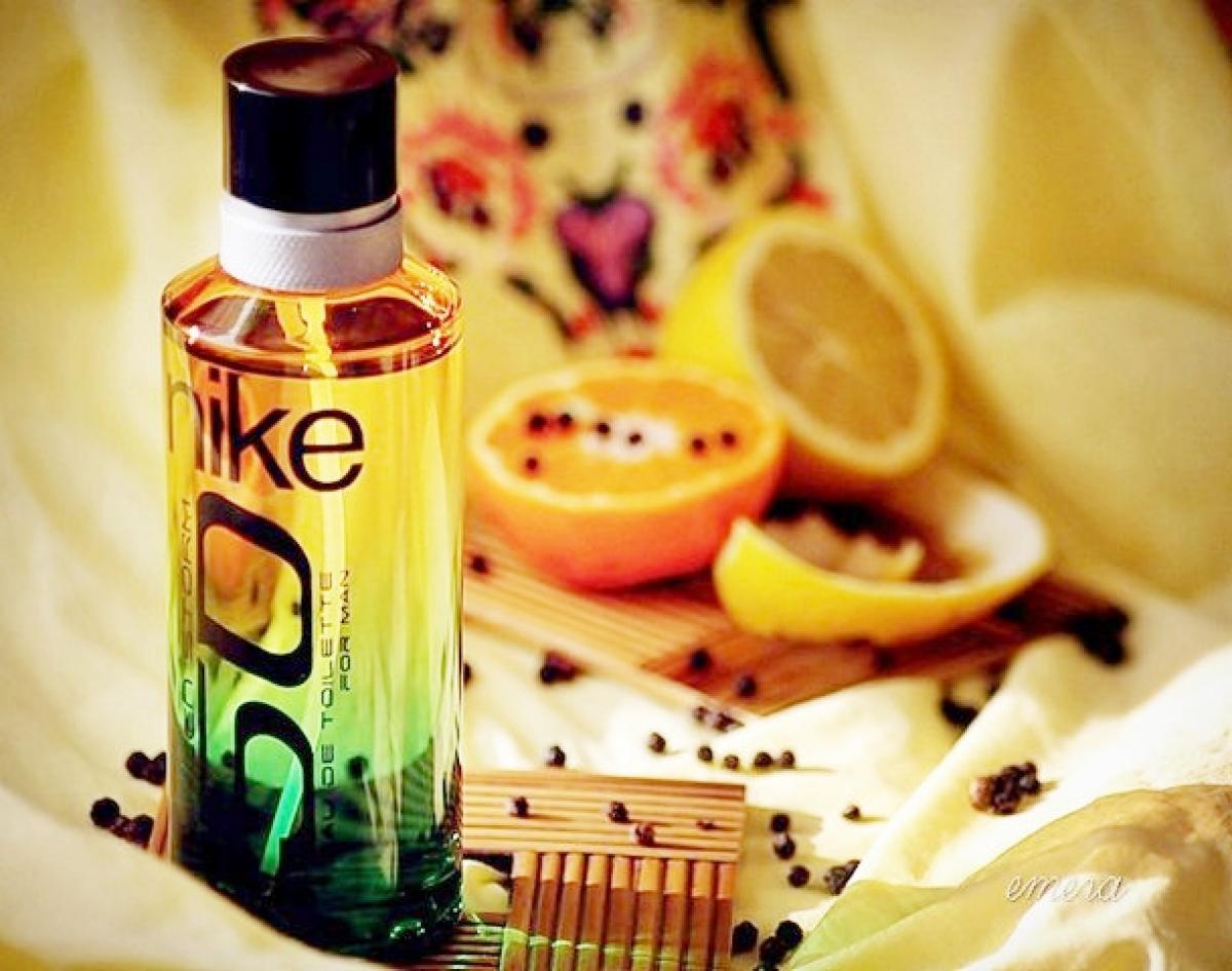 عطر ادکلن نایکی اِن‌صد و پنجاه گرین استورم نایکی - Nike N150 Green Storm Nike - بررسی، قیمت و خرید