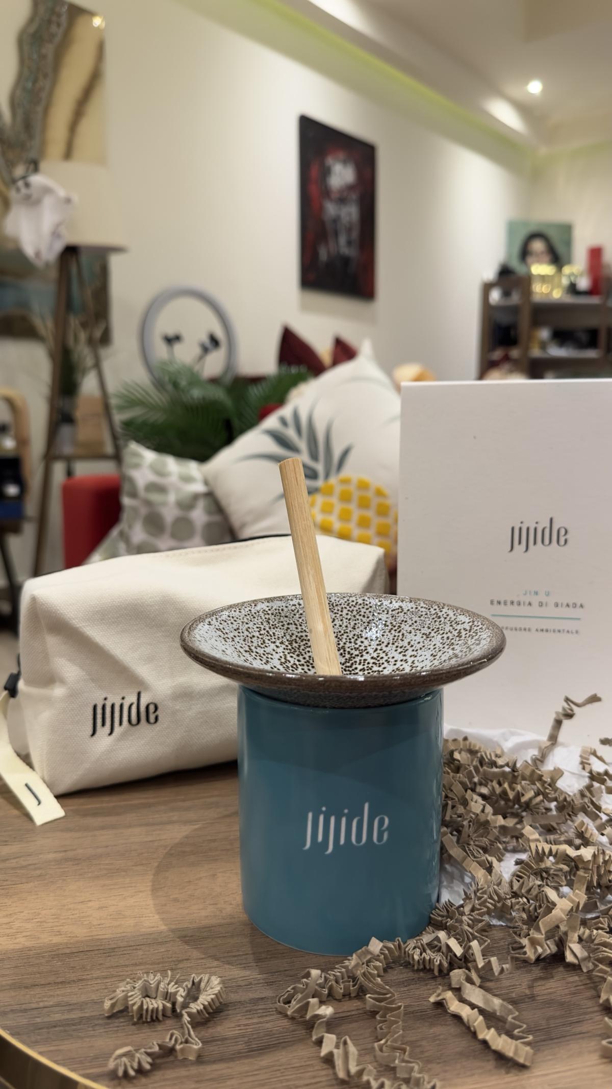 عطر ادکلن انرژیا دی جیدا - جین یو جیجیده - Energia Di Giada - JIN U 金玉 Jijide - بررسی، قیمت و خرید