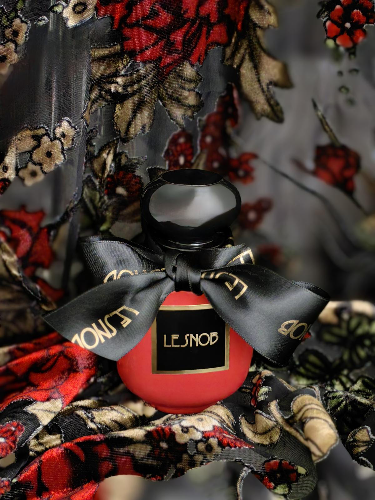 عطر ادکلن ل سنوب نامبر سه رد رز لز پرفیوم دو روزین - LE SNOB No III Red Rose Les Parfums de Rosine - بررسی، قیمت و خرید