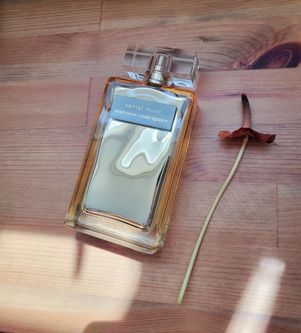 عطر ادکلن سانتال ماسک نارسیسو رودریگز - Santal Musc Narciso Rodriguez - بررسی، قیمت و خرید