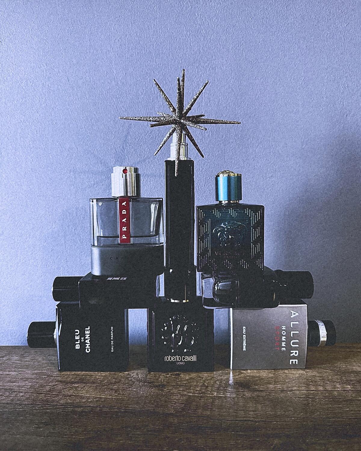 عطر ادکلن لونا روسا کربن پرادا - Luna Rossa Carbon Prada - بررسی، قیمت و خرید