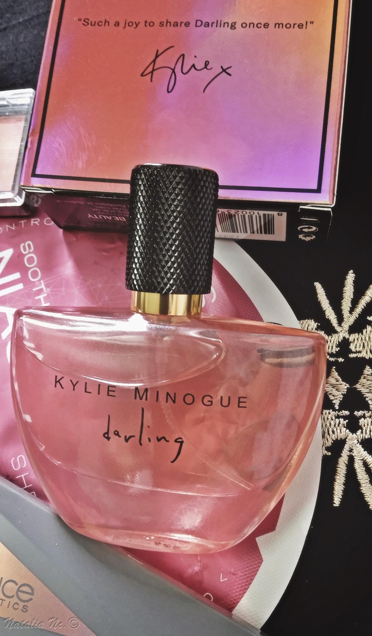 عطر ادکلن دارلینگ 2021 کایلی مینوگ - Darling 2021 Kylie Minogue - بررسی، قیمت و خرید