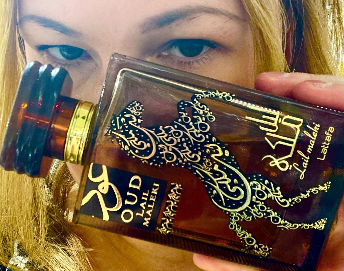 عطر ادکلن عود لیل ملکی لطافه پرفیومز - Oud Lail Maleki Lattafa Perfumes - بررسی، قیمت و خرید