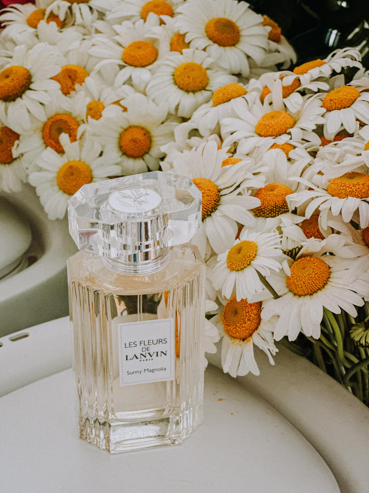عطر ادکلن سنی مگنولیا لنوین - Sunny Magnolia Lanvin - بررسی، قیمت و خرید