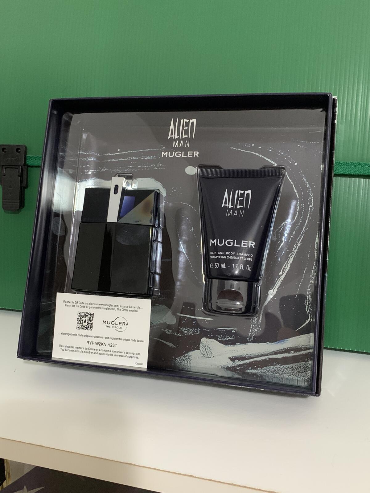 عطر ادکلن اِیلیِن مَن موگلر - Alien Man Mugler - بررسی، قیمت و خرید