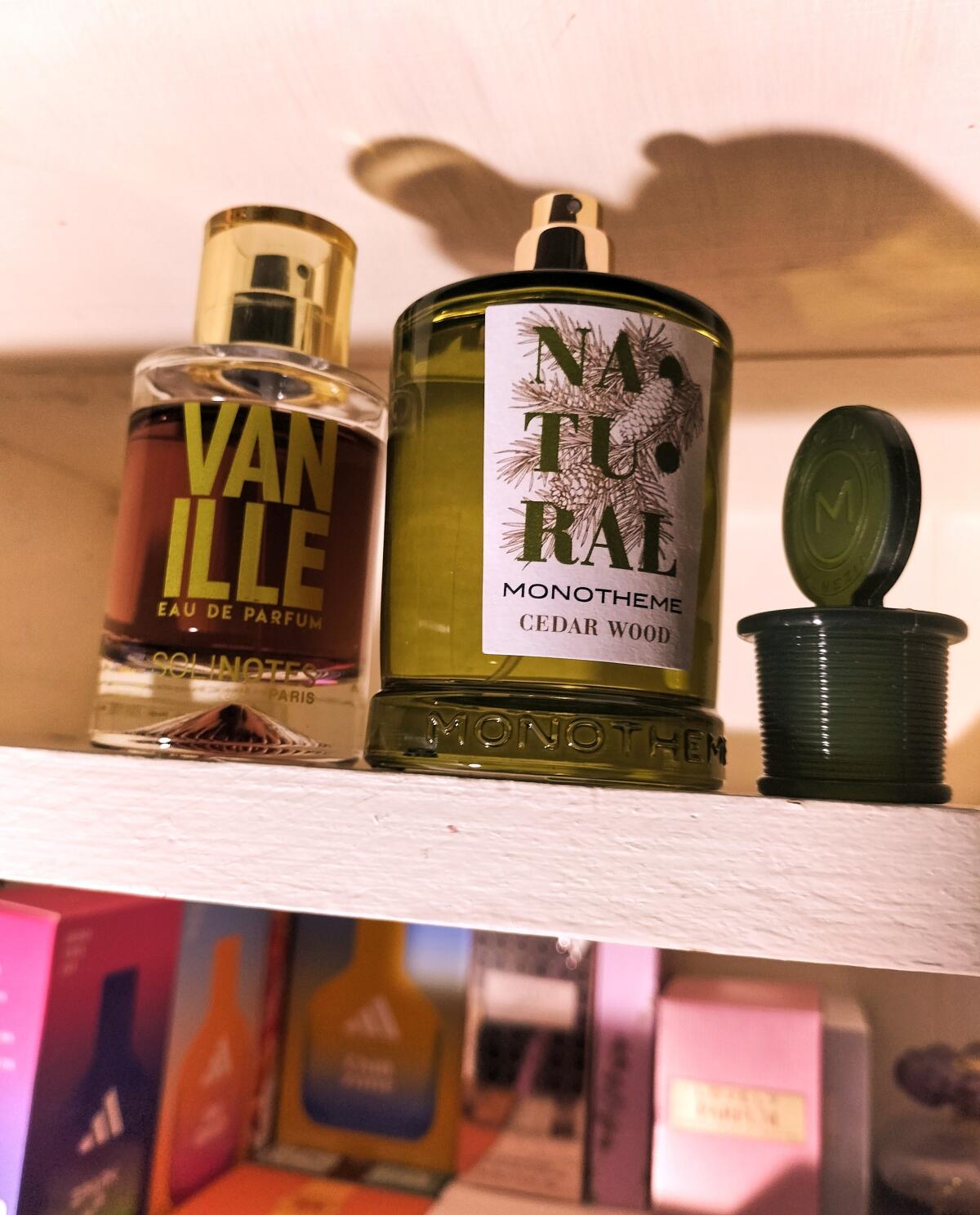 عطر ادکلن سدر وود مونوتم ونیزیا - Cedar Wood Monotheme Venezia - بررسی، قیمت و خرید