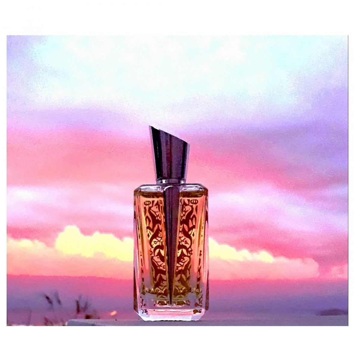 عطر ادکلن میرور میرور کالکشن - میروآر دُ وُلُپتس موگلر - Mirror Mirror Collection - Miroir des Voluptes Mugler - بررسی، قیمت و خرید