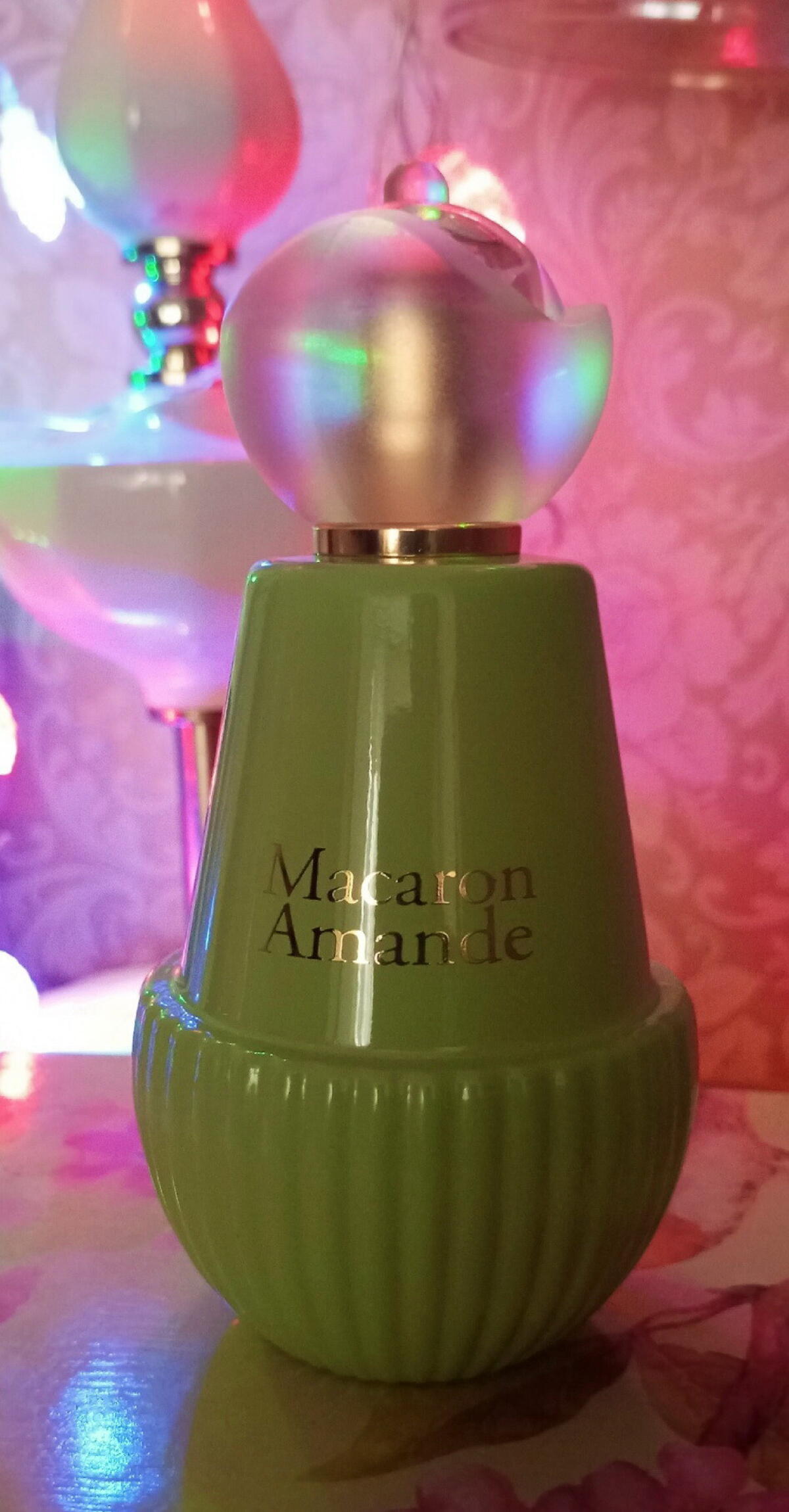 عطر ادکلن تی تایم اَ پَریس مَکارون آماند ژان آرته - Tea Time à Paris Macaron Amande Jeanne Arthes - بررسی، قیمت و خرید